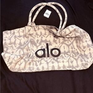 ALO Yoga Cream and Gray Patterned Tote Bag